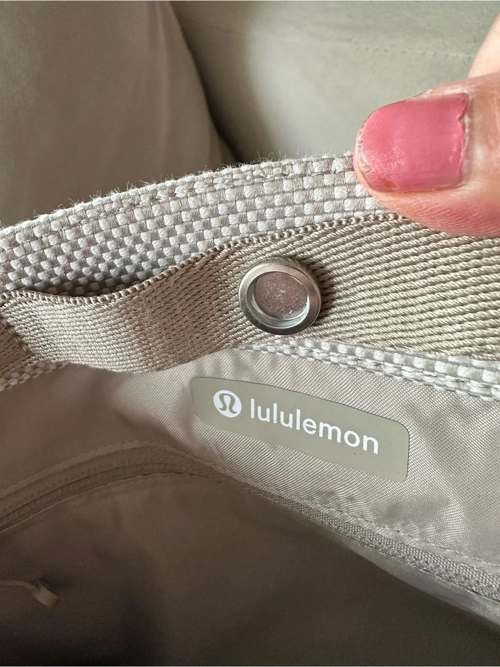 New! Lululemon Two Tone Canvas Tote with Dual Pouch Wristlets - Picture 4 of 14
